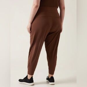 Athleta Brown Women's Pants